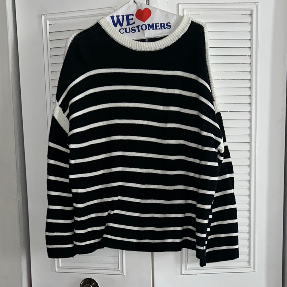 Women Black and White Striped Sweater